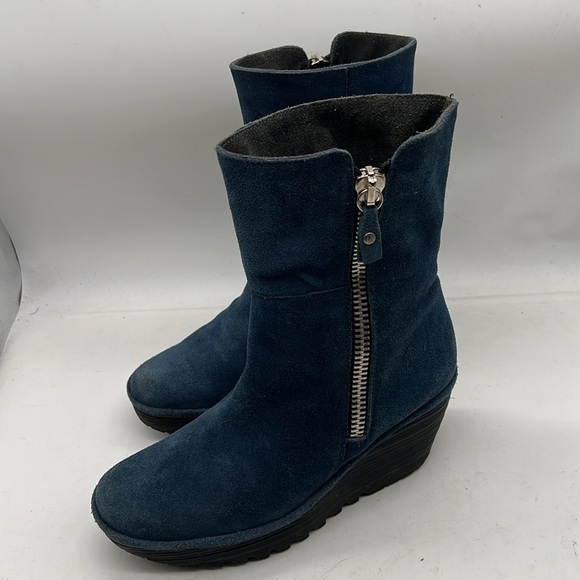 Fly London Yex Blue Suede Fold over Wedge Ankle Boots Eur 39 US 8.5 Comfort - Picture 3 of 12